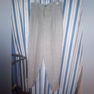 Women's pleated plaid size 11 dress pants